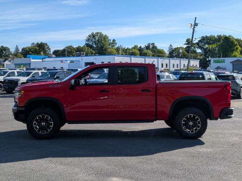 New 2025 Chevrolet Silverado 1500 ZR2 image 13