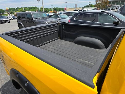 Used 2019 RAM 1500 Express w/ Wheel & Sound Group AWD/4WD image 12