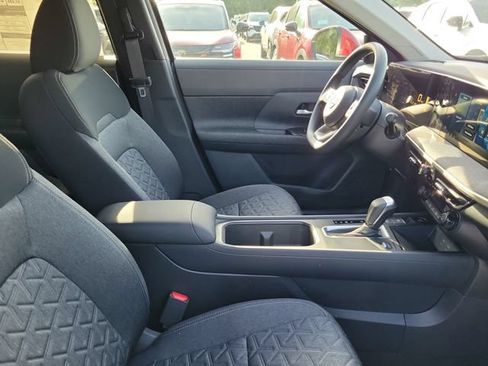 New 2026 Nissan Kicks SV w/ Cold Weather Package FWD image 30