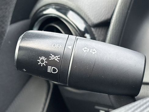 Used 2018 Toyota Yaris iA image 24