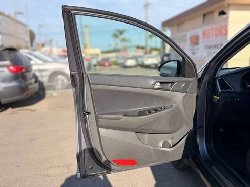 Used 2016 Hyundai Tucson Limited FWD image 21