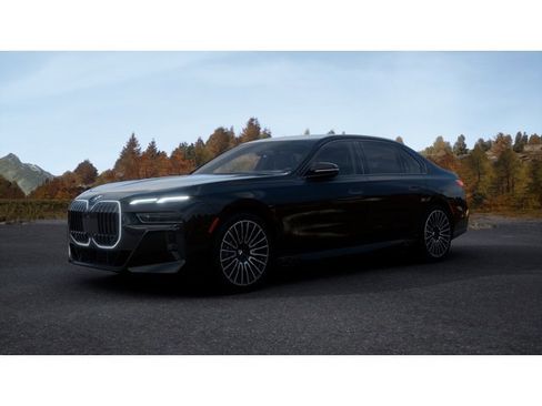 New 2026 BMW 760i xDrive image 1