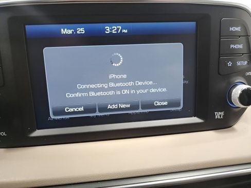 Used 2019 Hyundai Santa Fe Limited image 5