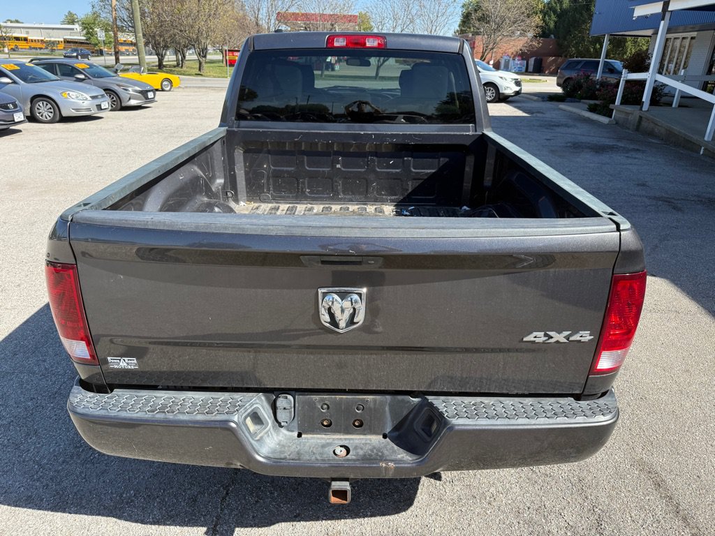 Used 2017 RAM 1500 Express AWD/4WD image 6