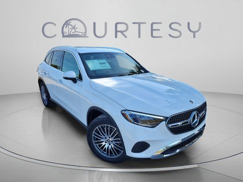 Used 2026 Mercedes-Benz GLC 300 image 5