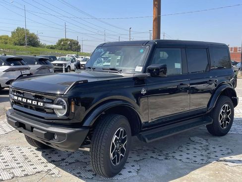 New 2026 Ford Bronco Outer Banks AWD/4WD image 7
