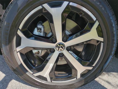 New 2026 Volkswagen Tiguan SE AWD/4WD image 22