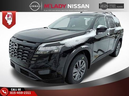 New 2026 Nissan Pathfinder SV image 3