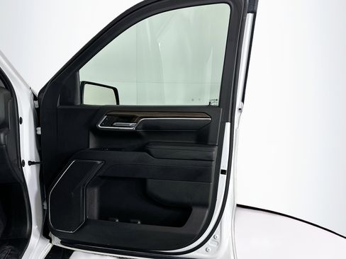 Used 2023 Chevrolet Silverado 1500 LT image 32