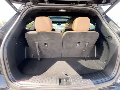 Used 2024 Kia Sorento SX Prestige w/ Olive Brown Leather Package AWD/4WD image 25