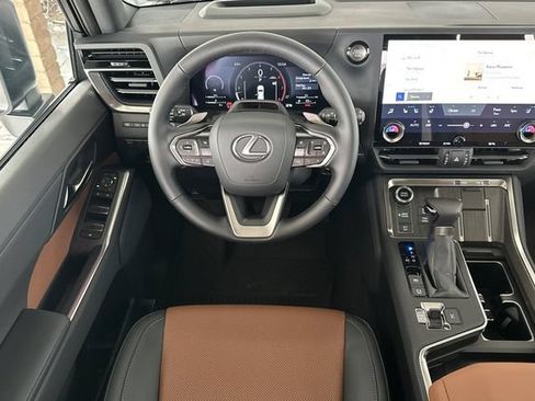 New 2026 Lexus GX 550 AWD/4WD image 12