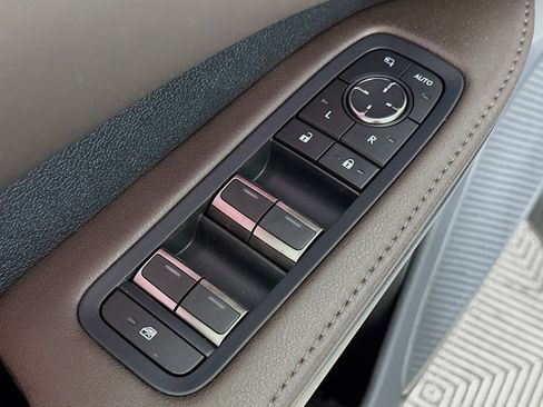 New 2026 Lexus RX 350 RX 350h Luxury w/ Convenience Package image 17