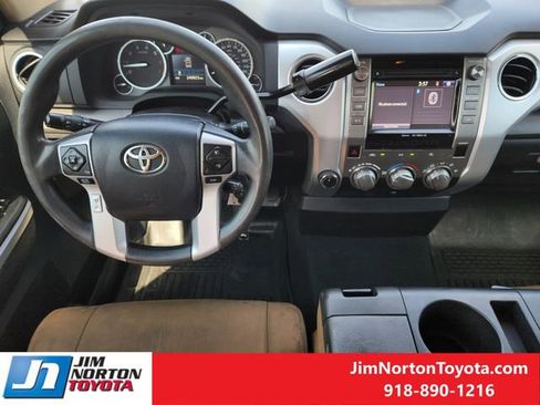 Used 2014 Toyota Tundra SR5 AWD/4WD image 28