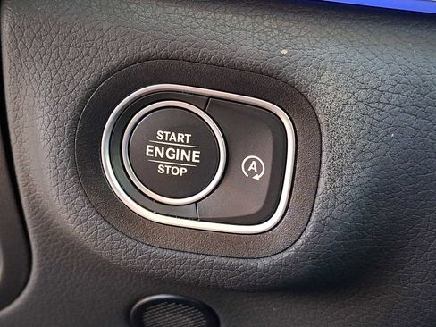 Used 2024 Mercedes-Benz GLE 350 4MATIC image 18