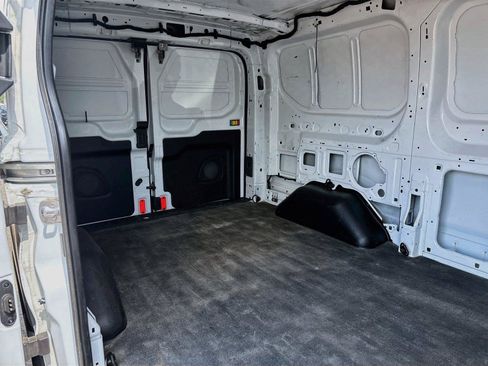 Used 2020 Ford Transit 150 Low Roof RWD image 22