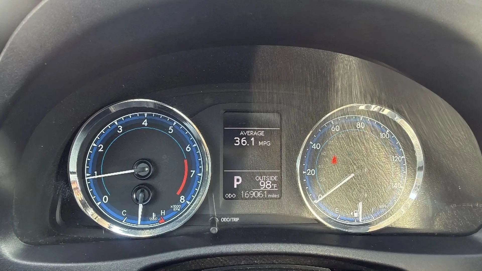 Used 2017 Toyota Corolla LE FWD image 11