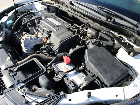 Used 2014 Honda Accord EX image 35