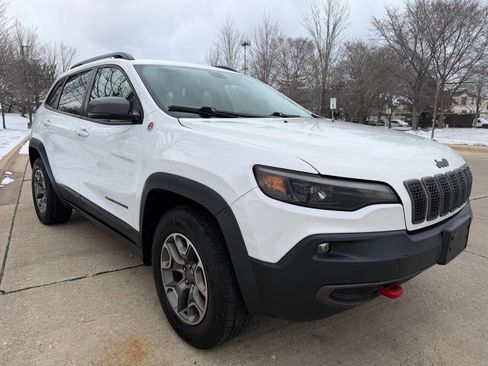 Used 2020 Jeep Cherokee Trailhawk image 15