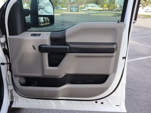 Used 2020 Ford F350 XL w/ Power Equipment Group image 26