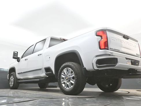 Used 2025 Chevrolet Silverado 2500 High Country w/ Technology Package AWD/4WD image 48