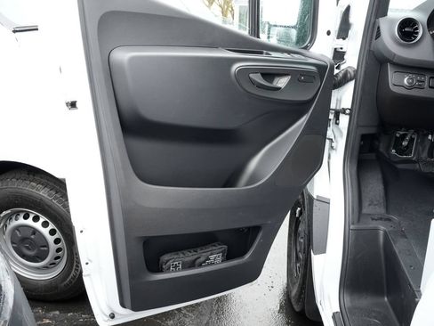 New 2026 Mercedes-Benz Sprinter 2500 image 8