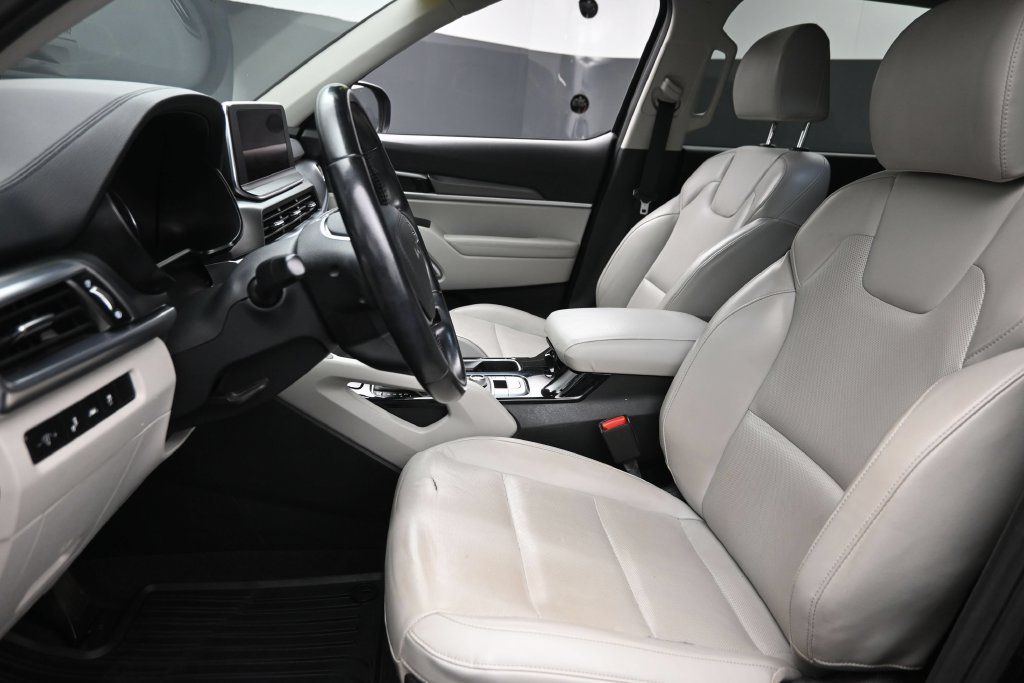 Used 2022 Kia Telluride S AWD/4WD image 16
