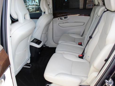 Used 2016 Volvo XC90 T6 Momentum w/ Protection Package Plus AWD/4WD image 14