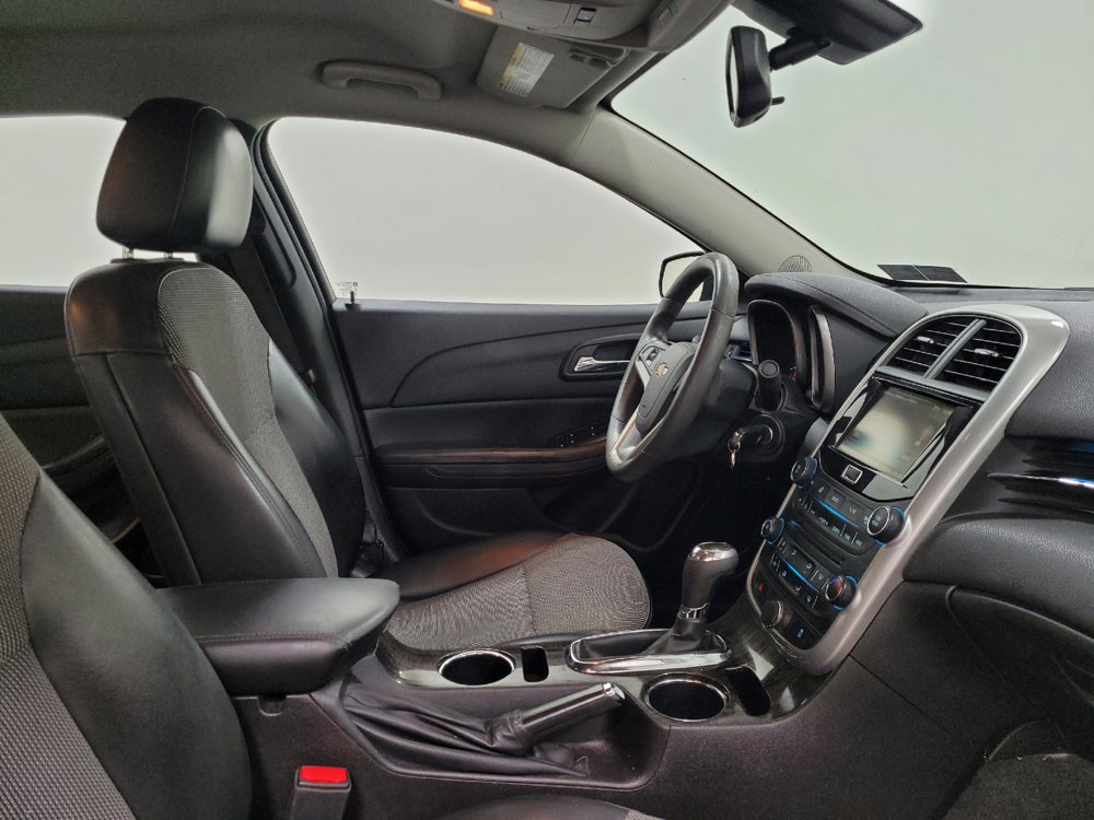 Used 2016 Chevrolet Malibu LT FWD image 21