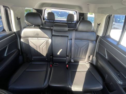 Used 2025 Hyundai Santa Fe SEL FWD image 41