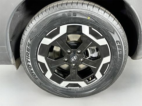 Used 2025 Hyundai Santa Fe SEL image 29