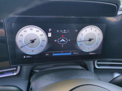 Used 2025 Hyundai Elantra SEL FWD image 11