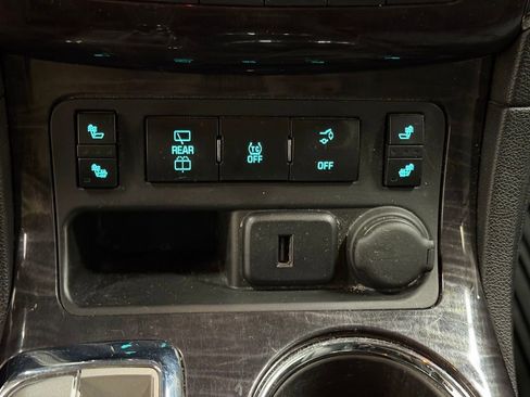 Used 2017 Buick Enclave Leather image 32