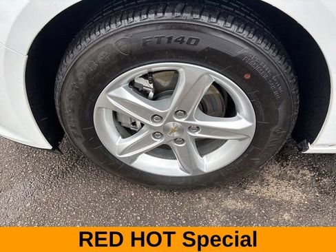 Used 2024 Chevrolet Malibu LS w/ Driver Confidence Package FWD image 42