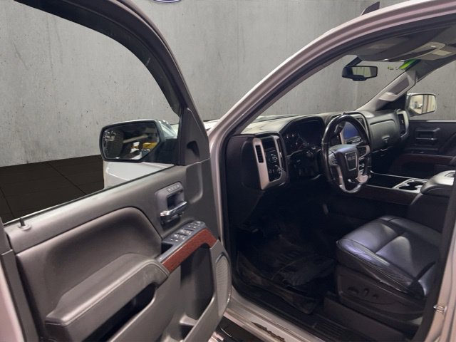 Used 2018 GMC Sierra 1500 SLT w/ SLT Preferred Package AWD/4WD image 36