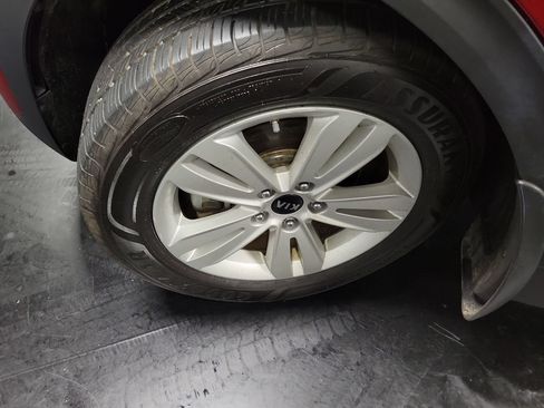Used 2019 Kia Sportage LX FWD image 15