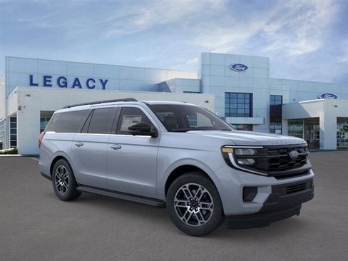 New 2026 Ford Expedition Max Active image 7