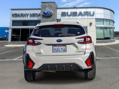 Used 2024 Subaru Crosstrek 2.0i AWD/4WD image 5