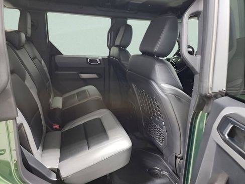 Used 2022 Ford Bronco Black Diamond AWD/4WD image 16