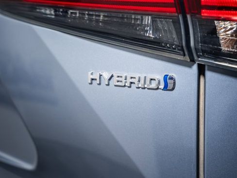 Certified 2023 Toyota Highlander LE image 7