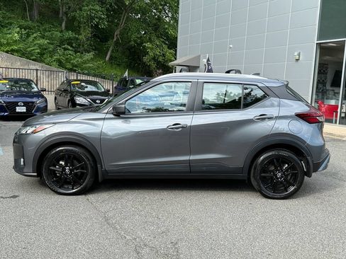Used 2023 Nissan Kicks SV w/ Exterior Package FWD image 3