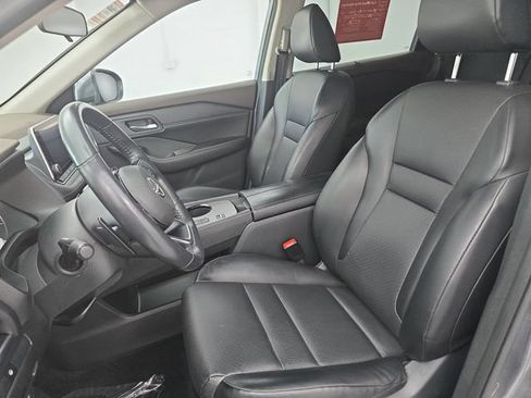 Certified 2023 Nissan Rogue SV w/ SV Premium B Package FWD image 15