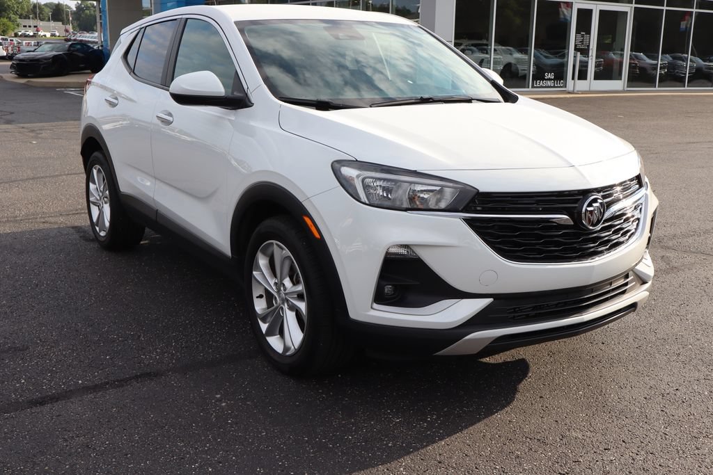 Used 2023 Buick Encore GX Preferred w/ Cold Weather Comfort Package FWD image 2