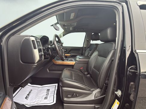 Used 2018 Chevrolet Silverado 1500 LTZ w/ Sport Package AWD/4WD image 21