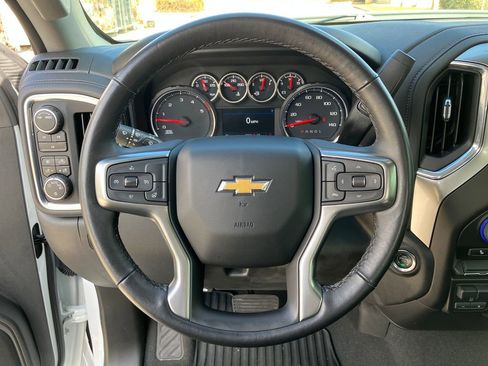 Used 2022 Chevrolet Silverado 3500 LT w/ Convenience Package image 16