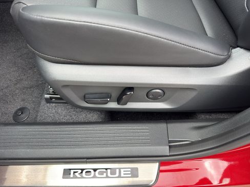 New 2026 Nissan Rogue Dark Armor AWD/4WD image 15