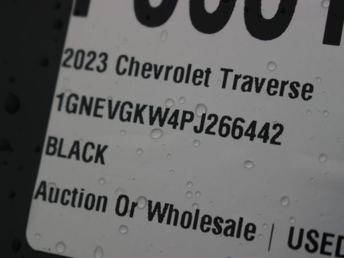 Used 2023 Chevrolet Traverse LT w/ LPO, Cargo Package AWD/4WD image 41