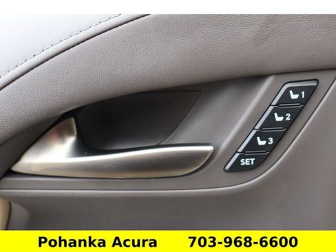 Used 2021 Lexus LX 570 4WD w/ Luxury Package image 25