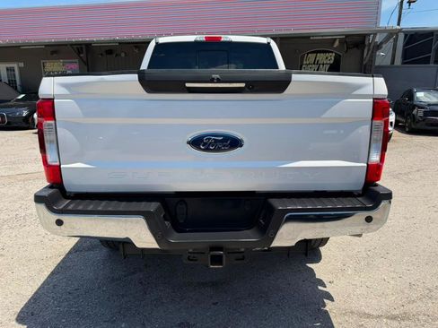Used 2018 Ford F250 Lariat w/ Lariat Ultimate Package AWD/4WD image 5