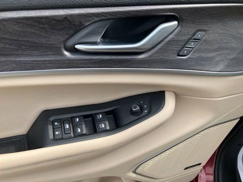 Certified 2022 Jeep Grand Cherokee L Limited w/ Luxury Tech Group II AWD/4WD image 10