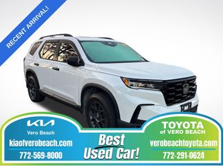 Used 2023 Honda Pilot TrailSport video 1